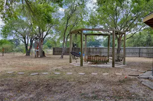 371 Co Rd 146, Hallettsville, TX 77964 - Photo 21