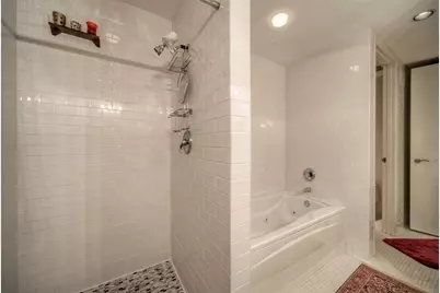 901 W 9th Street #1004, Austin, TX 78703 - Photo 27