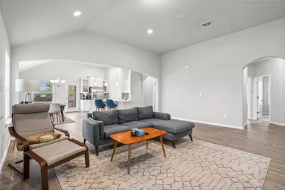 10218 Ansel Drive, Austin, TX 78747 - Photo 7