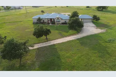 400 Hyview Lane, Hutto, TX 78634 - Photo 3