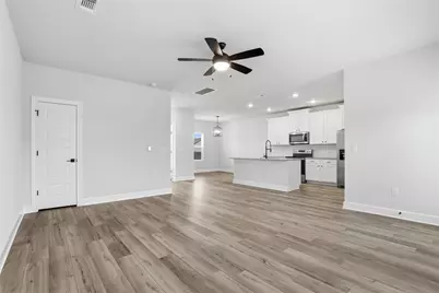 9320 Gladsome Path, Manor, TX 78653 - Photo 9