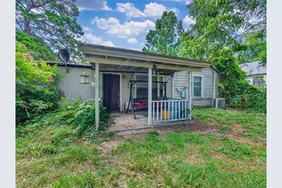 203 Hudgins Street, Smithville, TX 78957 - Photo 23
