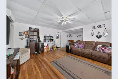 203 Hudgins Street, Smithville, TX 78957 - Photo 7