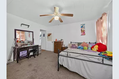 203 Hudgins Street, Smithville, TX 78957 - Photo 19