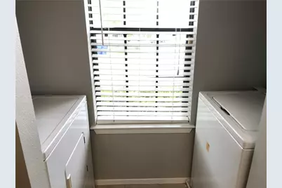 1411 Gracy Farms Lane #16, Austin, TX 78758 - Photo 5