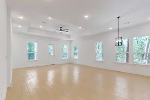 117 Keaau Ct W, Bastrop, TX 78602 - Photo 3