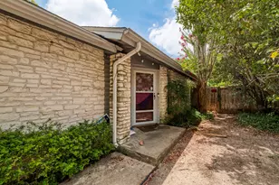 11116 Wandering Way, Austin, TX 78754 - Photo 3