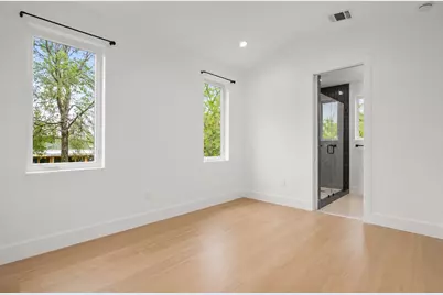 2919 E 13th Street #2, Austin, TX 78702 - Photo 11
