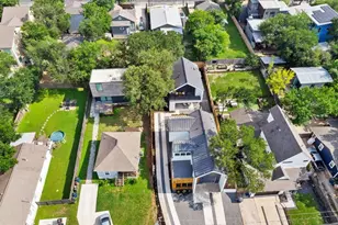 2919 E 13th St, Austin, TX 78702 - Photo 19