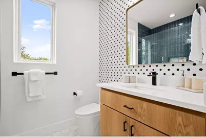 2919 E 13th Street #2, Austin, TX 78702 - Photo 13
