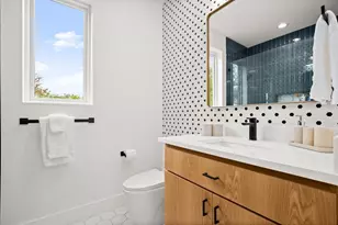 2919 E 13th St, Austin, TX 78702 - Photo 13