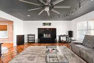 2706 Tradewind Dr, Spicewood, TX 78669 - Photo 11