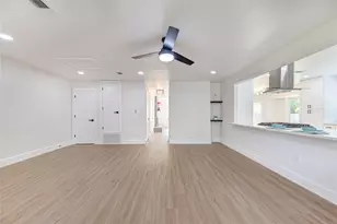 10070 Woodland Village Dr, Austin, TX 78750 - Photo 13