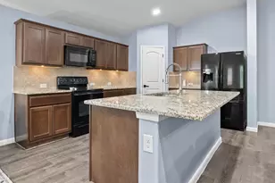 2612 American Dr, Lago Vista, TX 78645 - Photo 7