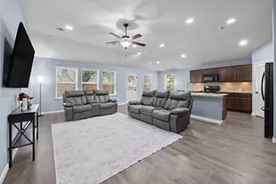 2612 American Dr, Lago Vista, TX 78645 - Photo 3