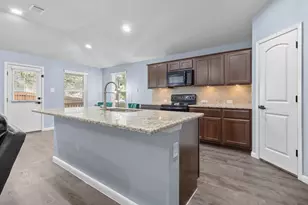 2612 American Dr, Lago Vista, TX 78645 - Photo 5