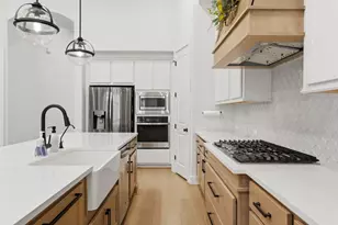 205 Quiet Oak Rd, San Marcos, TX 78666 - Photo 23