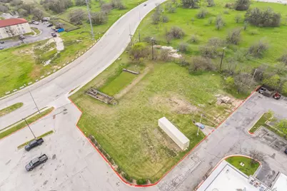 350 Chisholm Parkway, Round Rock, TX 78681 - Photo 1