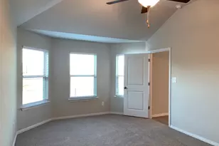 265 Falling Star Ln, Georgetown, TX 78628 - Photo 9