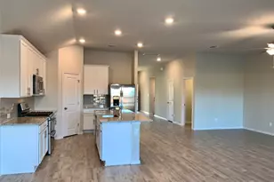 265 Falling Star Ln, Georgetown, TX 78628 - Photo 5