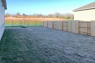 265 Falling Star Ln, Georgetown, TX 78628 - Photo 15