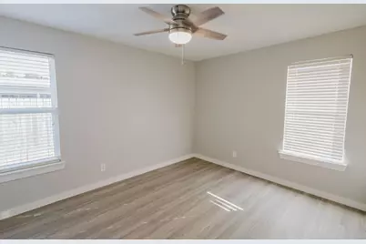 501 Oakley Court, Austin, TX 78753 - Photo 17