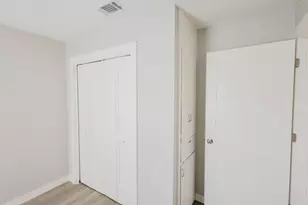 501 Oakley Ct, Austin, TX 78753 - Photo 23