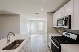 501 Oakley Ct, Austin, TX 78753 - Photo 9