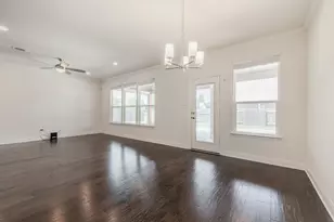 205 Mauldin St, Georgetown, TX 78628 - Photo 9