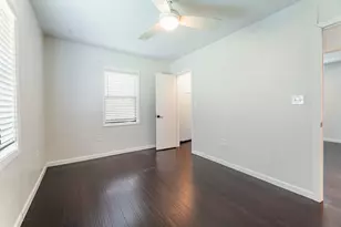 1717 Bunche Rd, Austin, TX 78721 - Photo 11