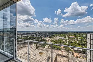 313 W 17th St, Austin, TX 78701 - Photo 23
