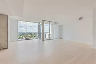 313 W 17th St, Austin, TX 78701 - Photo 3