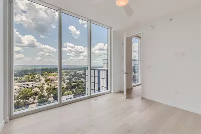 313 W 17th Street #1904, Austin, TX 78701 - Photo 19