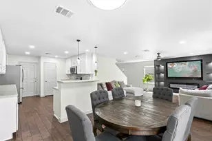 245 Myrtle St, Kyle, TX 78640 - Photo 7