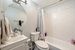 201 W 31st St, Austin, TX 78705 - Photo 3