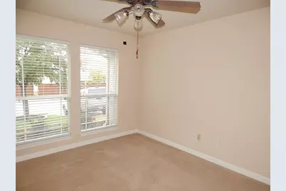 4300 Hidden Lake Crossing, Pflugerville, TX 78660 - Photo 15