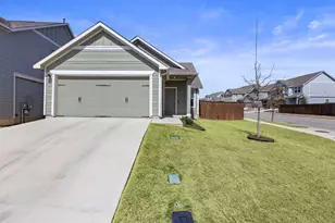 200 High Plains Pass, Liberty Hill, TX 78642 - Photo 5