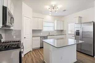 301 Majestic Cedar Ct, Liberty Hill, TX 78642 - Photo 9