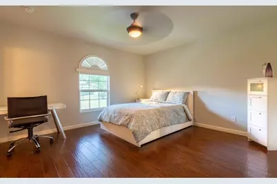 3110 Red River Street #C-402, Austin, TX 78705 - Photo 15