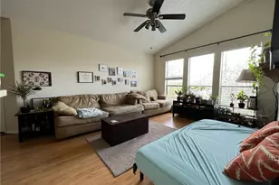 2706 Salado St, Austin, TX 78705 - Photo 3