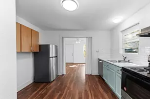 204 Lessin Ln, Austin, TX 78704 - Photo 17