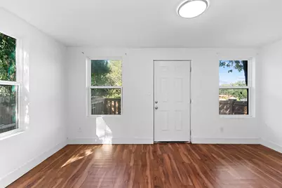 204 Lessin Lane, Austin, TX 78704 - Photo 21