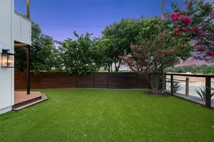 5601 Jackie Robinson St, Austin, TX 78721 - Photo 33