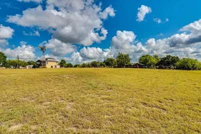 2411 Rohde Road, Kyle, TX 78640 - Photo 11