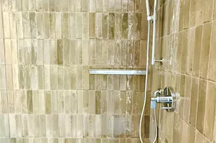 610 Davis St, Austin, TX 78701 - Photo 7