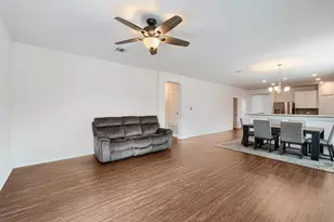 221 Auburn St, Kyle, TX 78640 - Photo 7