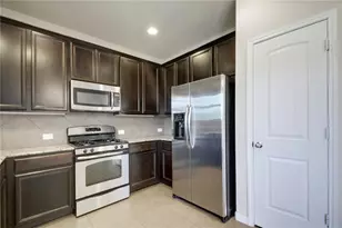 8528 White Ibis Dr, Austin, TX 78729 - Photo 5