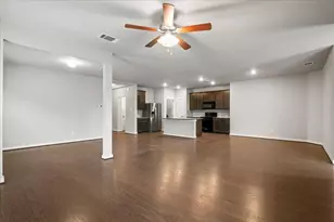 11817 Emerald Springs Ln, Manor, TX 78653 - Photo 7