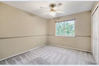 17204 Village Glen Road, Pflugerville, TX 78660 - Photo 15