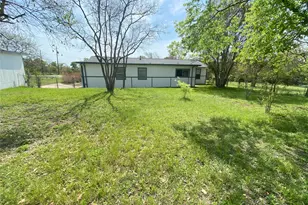 4806 Pecan Springs Rd, Austin, TX 78723 - Photo 33